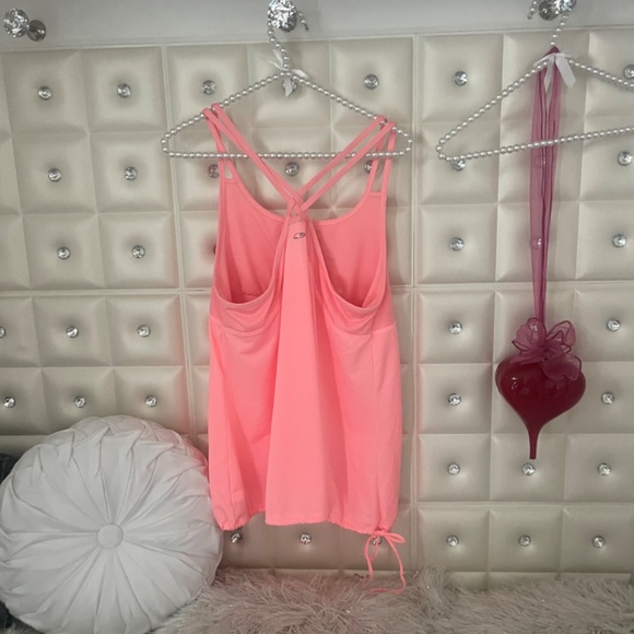 Champion tank with built in bra - Picture 3 of 6